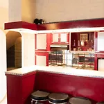 Hostnfly Apartments - Charming Original And Bright Studio Apartment
